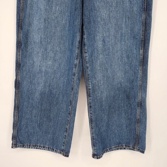Old Navy High-Rise Baggy Wide Leg Jeans Womens 14 Medium Wash Drapey Denim - Picture 4 of 8